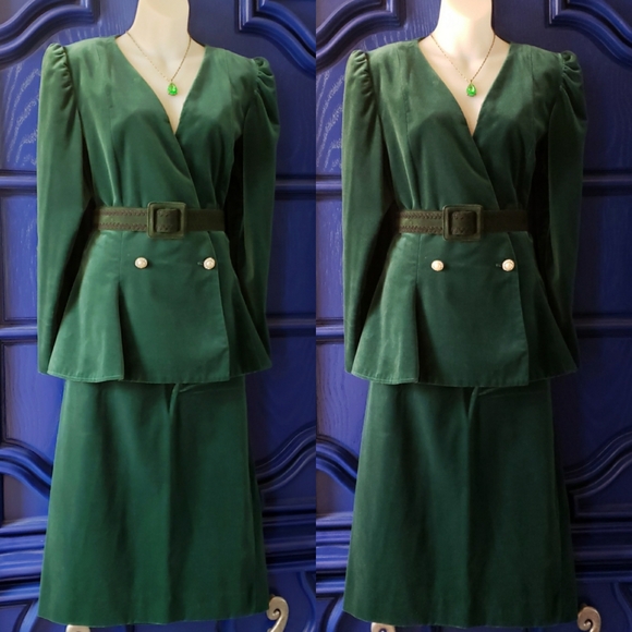 Vintage Green Velvet 80s Peplum Power Suit - Picture 3 of 16